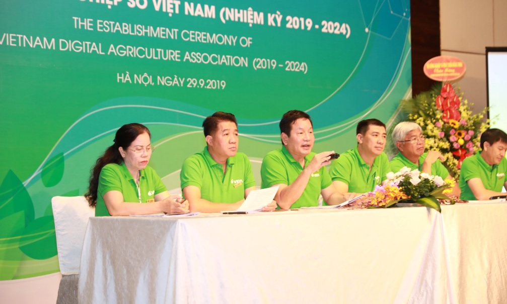 Ông Trương Gia Bình – Trưởng Ban Vận động thành lập Hiệp hội Nông nghiệp số Việt Nam khóa I nhiệm kỳ 2019 - 2024, Chủ tịch Hội đồng quản trị Công ty cổ phần FPT điều hành Đại hội
