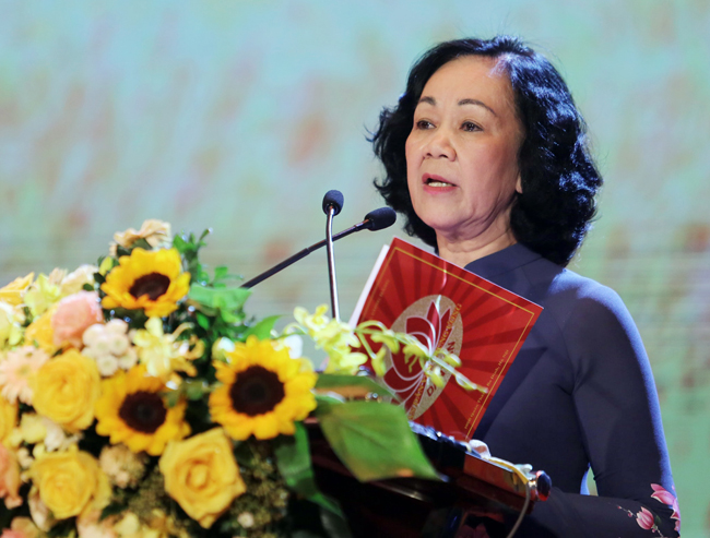Bà Trương Thị Mai, Ủy viên Bộ Chính trị, Bí thư Trung ương Đảng, Trưởng Ban Dân vận Trung ương phát biểu tại buổi Lễ.
