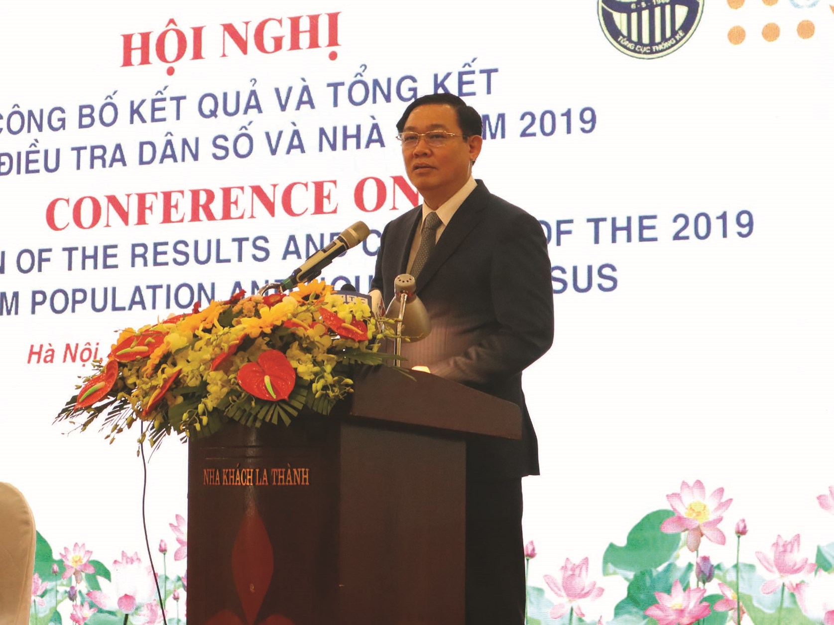 Phó Thủ tướng Vương Đình Huệ, Trưởng Ban Chỉ đạo Tổng điều tra dân số và nhà ở Trung ương phát biểu tại Hội nghị