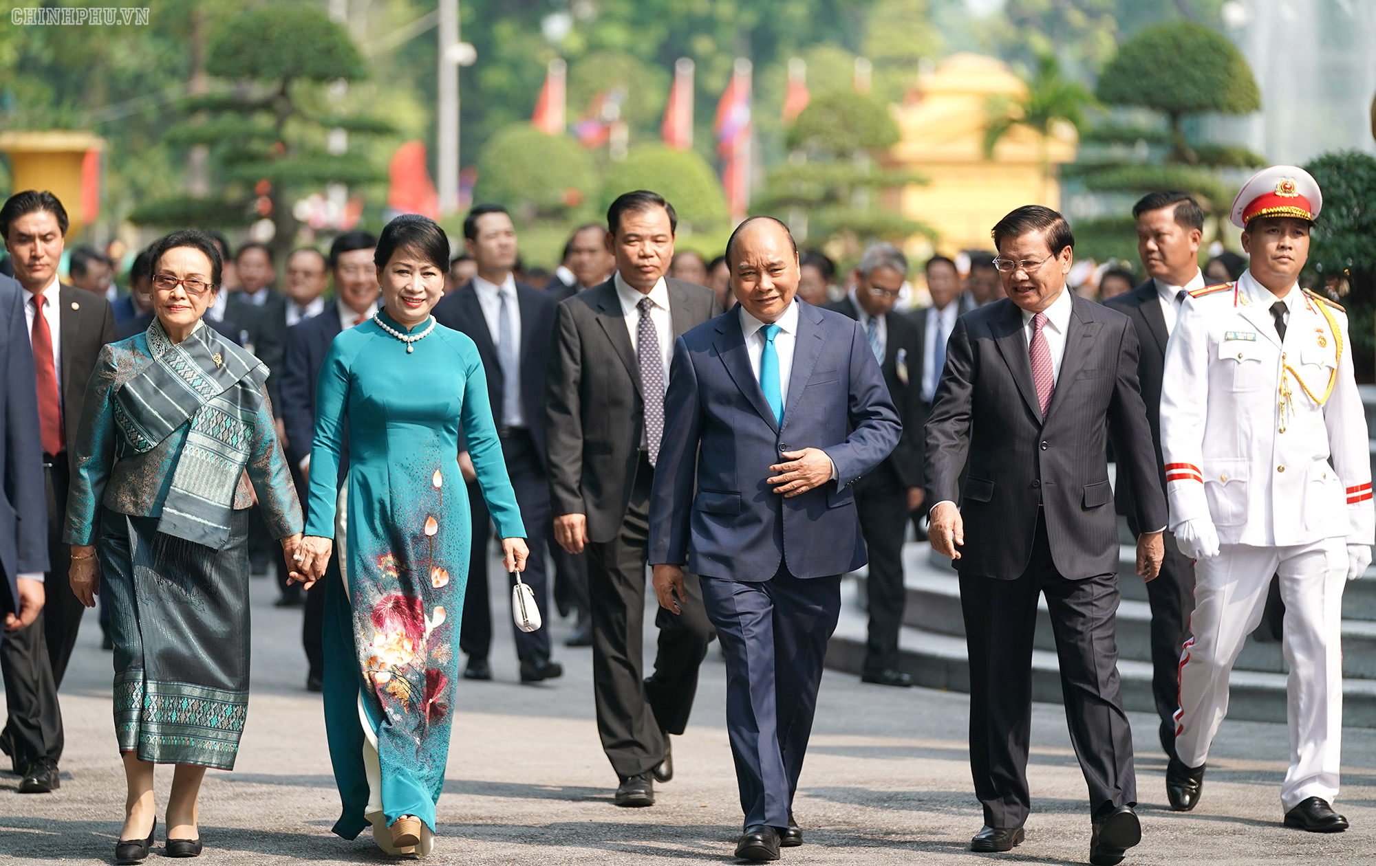 Chuyến thăm chính thức Việt Nam của Thủ tướng Lào Thongloun Sisoulith diễn ra trong bối cảnh quan hệ hợp tác toàn diện giữa hai nước Việt Nam và Lào đang phát triển tốt đẹp, hứa hẹn đạt nhiều tầm cao mới. Ảnh VGP/Quang Hiếu