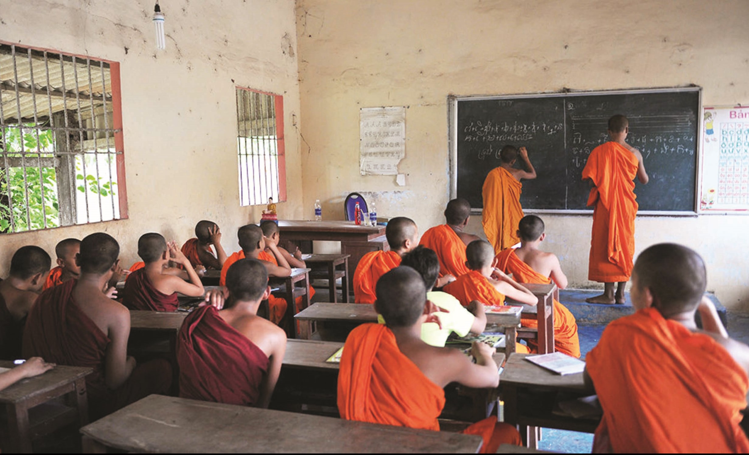Một lớp học trong chùa Khmer tại huyện Tiểu Cần