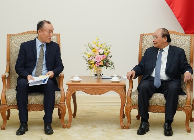Thủ tướng Chính phủ Nguyễn Xuân Phúc tiếp Trưởng đại diện WHO tại Việt Nam, TS. Kidong Park