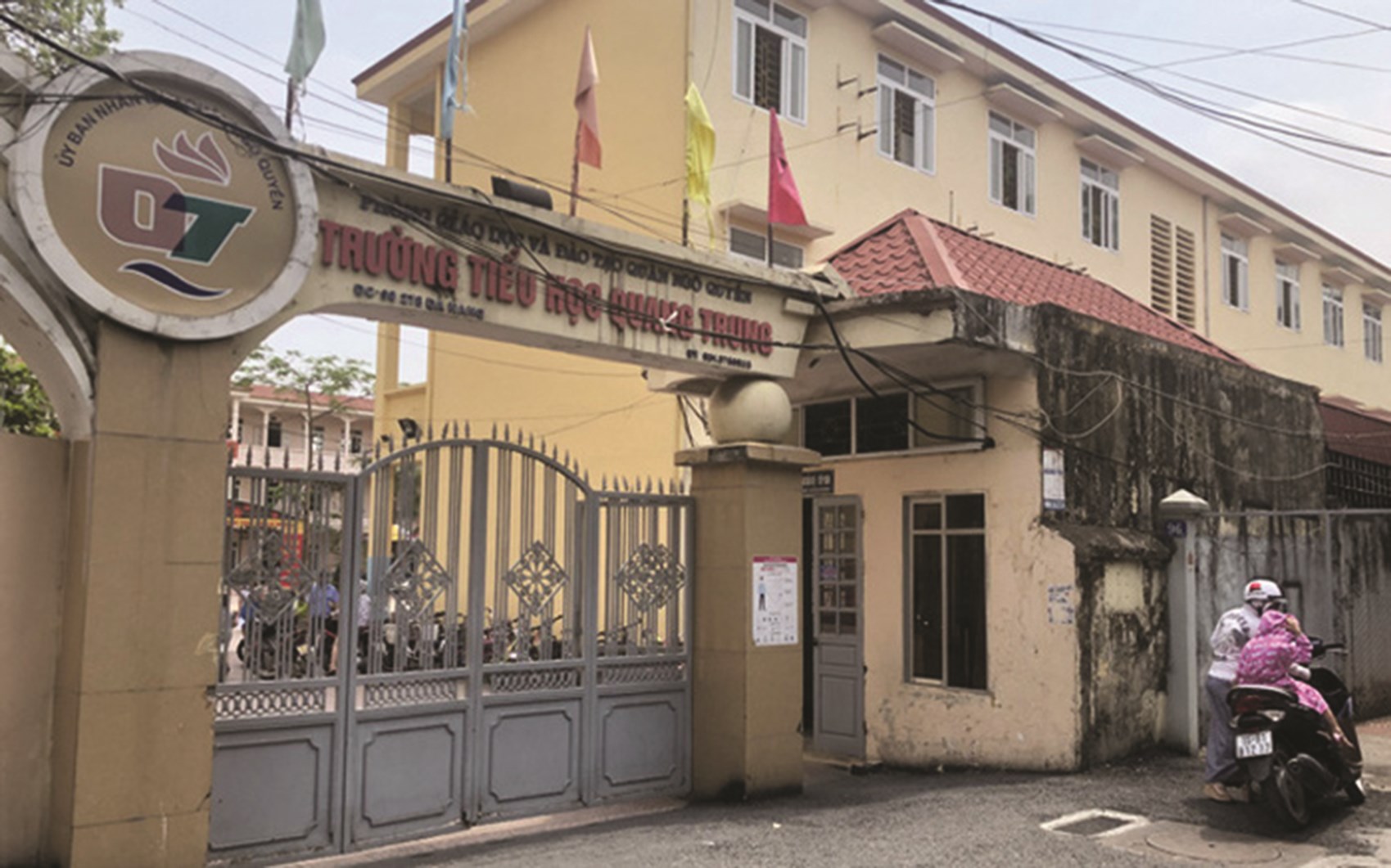 Trường Tiểu học Quang Trung, nơi xảy ra vụ việc