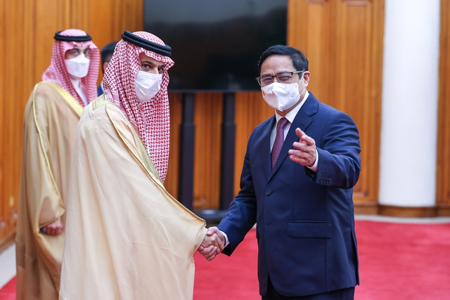 Thủ tướng Phạm Minh Chính tiếp Bộ trưởng Ngoại giao Saudi Arabia, Hoàng thân Faisal Bin Farhan Al Saud, tháng 3/2022