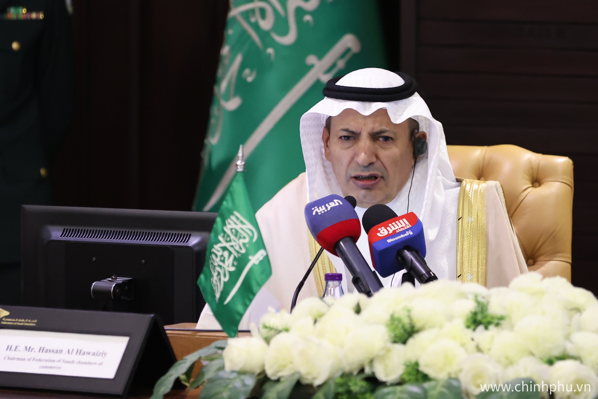Chủ tịch Liên đoàn các Phòng Thương mại và Công nghiệp Saudi Arabia Hassan Al Hwaiziy phát biểu tại diễn đàn - Ảnh: VGP/Nhật Bắc