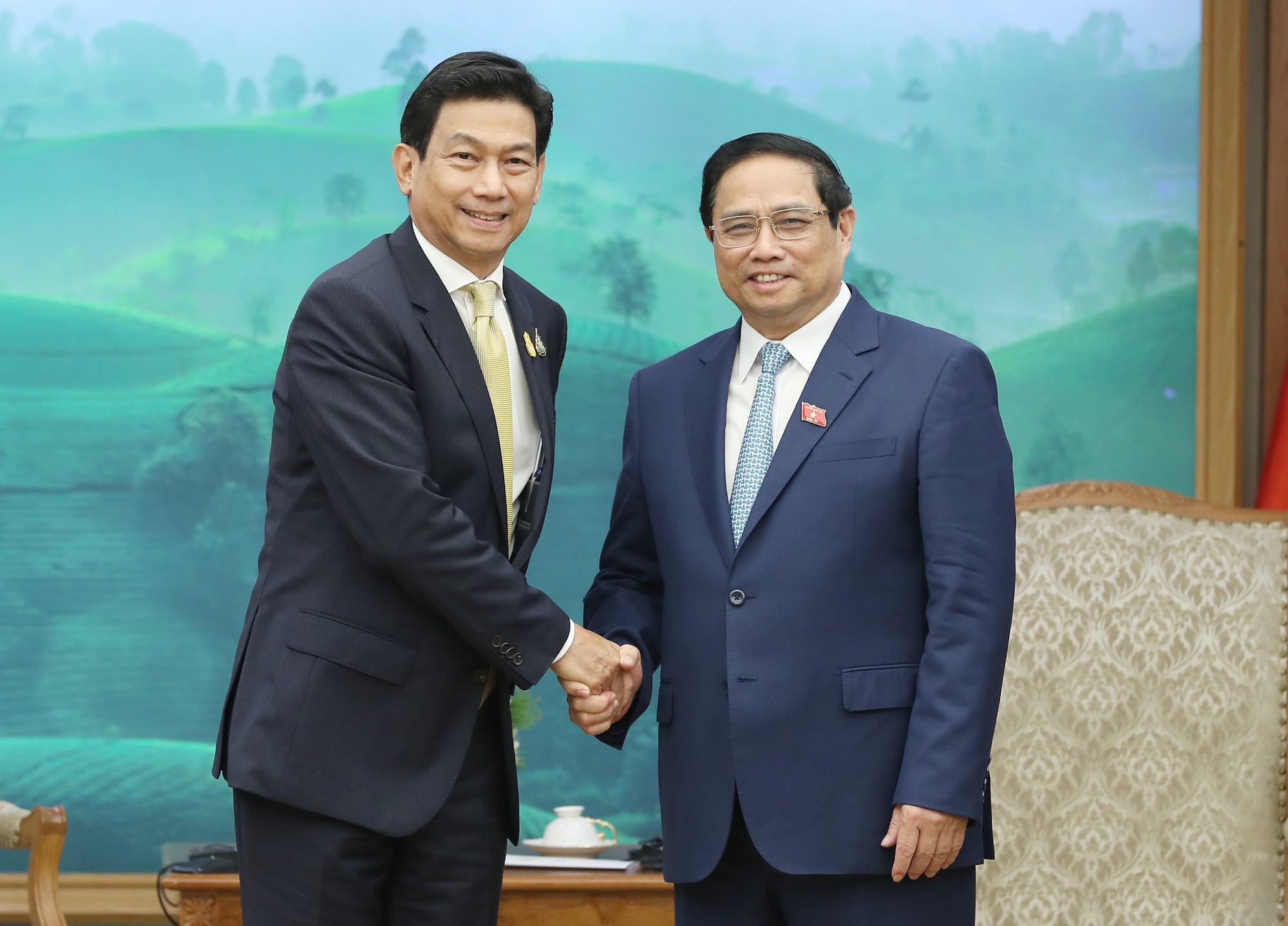 Thủ tướng Phạm Minh Chính và Phó Thủ tướng, Bộ trưởng Ngoại giao Thái Lan Parnpree Bahiddha-Nukara - Ảnh: VGP/Nhật Bắc