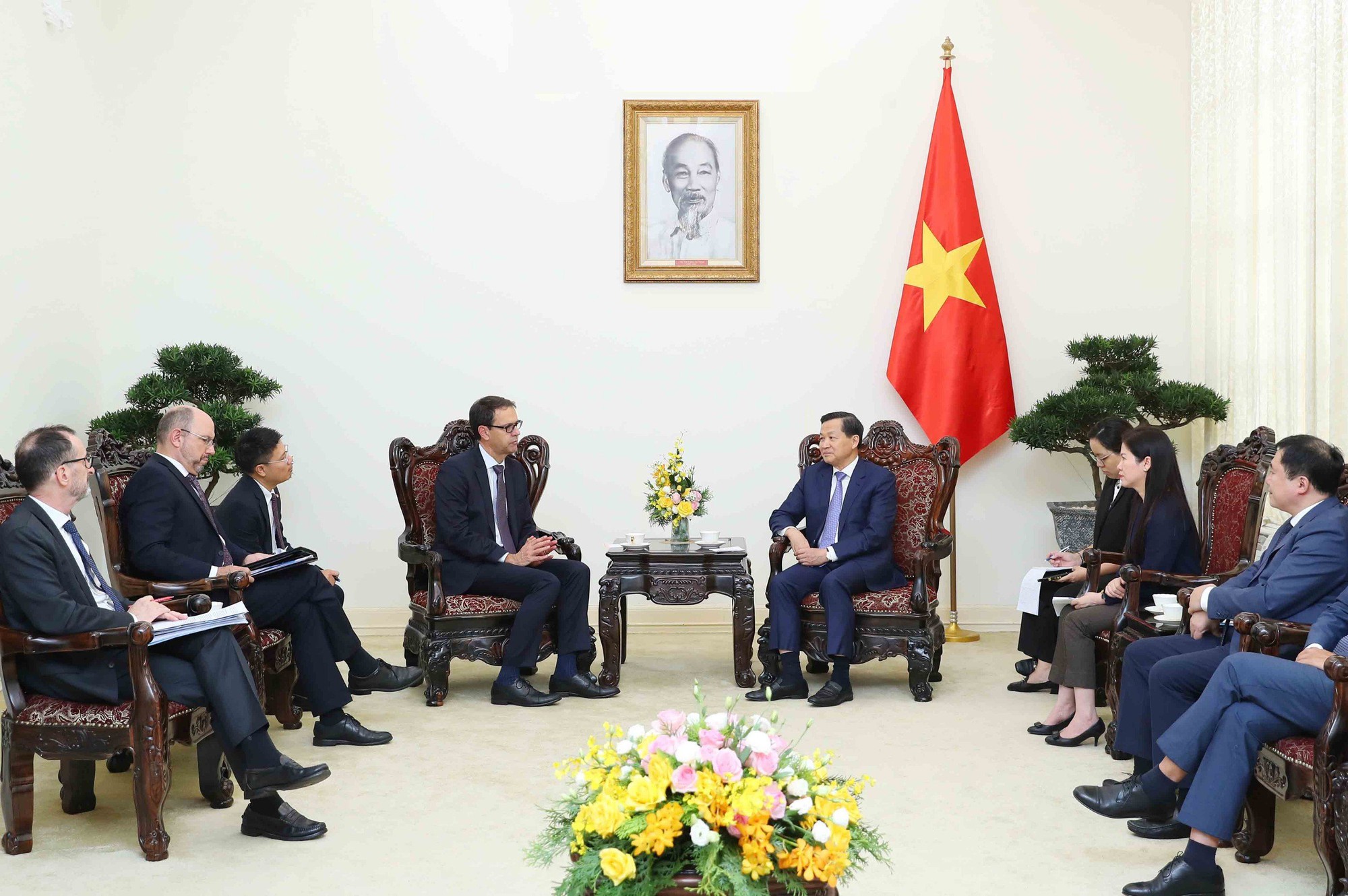 Phó Thủ tướng Lê Minh Khái đề nghị Thụy Sĩ phối hợp chặt chẽ, tạo đột phá để sớm kết thúc đàm phán và ký kết FTA giữa Việt Nam và EFTA. Ảnh VGP