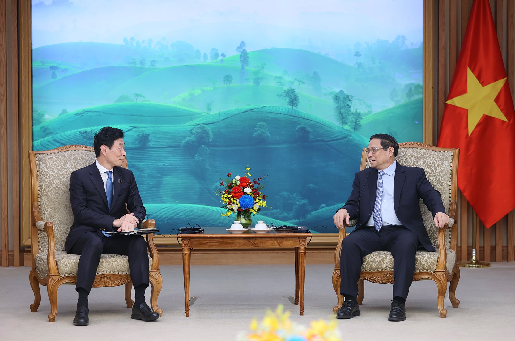 Thủ tướng Phạm Minh Chính đề nghị Chính phủ Nhật Bản hỗ trợ Việt Nam trong khảo sát, xây dựng, cung cấp ODA thế hệ mới cho các dự án phát triển cơ sở hạ tầng chiến lược quy mô lớn của Việt Nam - Ảnh: VGP/Nhật Bắc