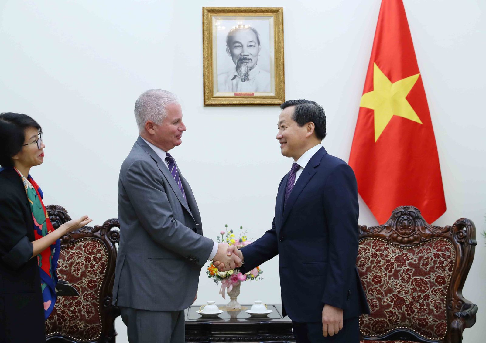 Phó Thủ tướng Lê Minh Khái tiếp Giám đốc điều hành Công ty Warburg Pincus, Hoa Kỳ. Ảnh VGP