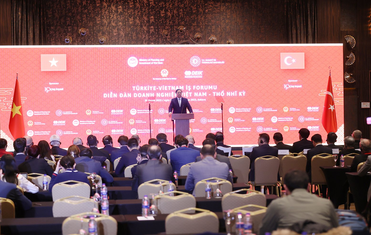 Thủ tướng Phạm Minh Chính tin tưởng thời gian tới, hợp tác kinh tế giữa Việt Nam và Thổ Nhĩ Kỳ sẽ được nâng lên tầm cao mới, hiệu quả ngày càng cao, trong đó có sự đóng góp tích cực, chủ động của cộng đồng doanh nghiệp hai nước - Ảnh: VGP/Nhật Bắc