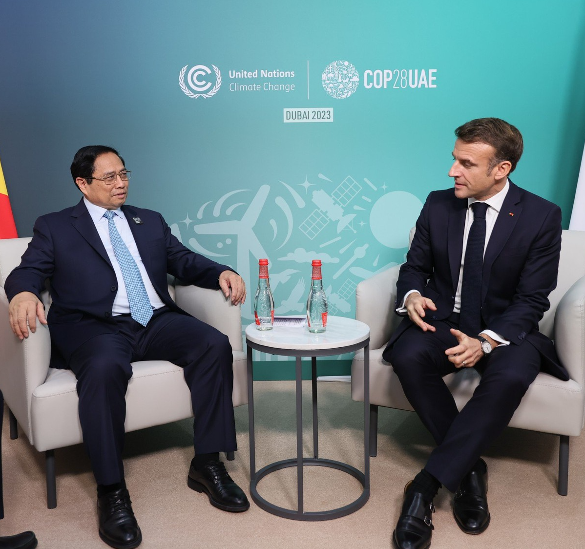 Thủ tướng Chính phủ Phạm Minh Chính gặp Tổng thống Pháp Emmanuel Macron - Ảnh: VGP/Nhật Bắc
