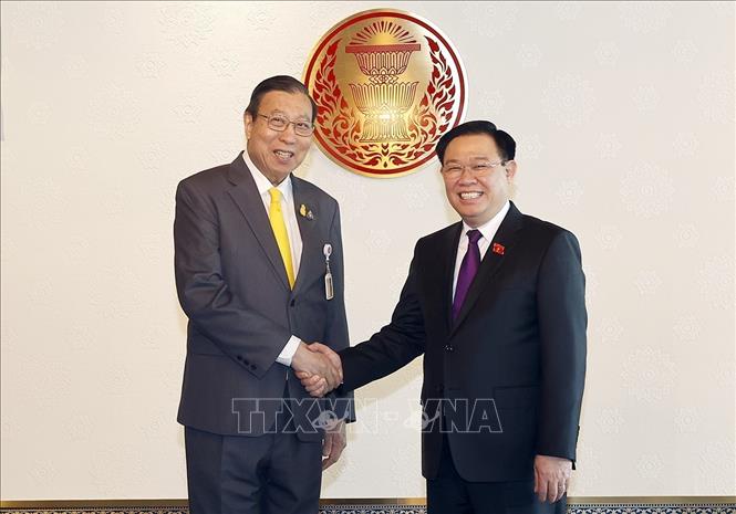 Chủ tịch Quốc hội Vương Đình Huệ và Chủ tịch Thượng viện Thái Lan Pornpetch Wichitcholchai - Ảnh: TTXVN