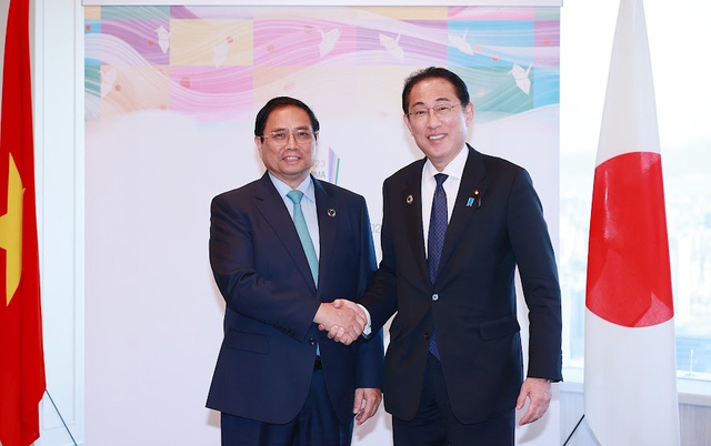 Thủ tướng Phạm Minh Chính hội đàm với Thủ tướng Nhật Bản Kishida Fumio tại Hiroshima - quê hương Thủ tướng Kishida vào tháng 5/2023 - Ảnh: VGP/Nhật Bắc