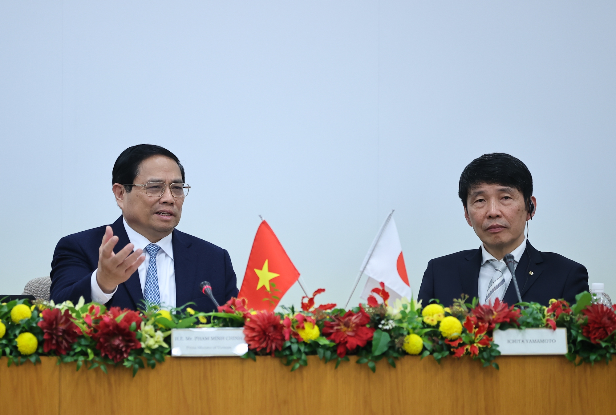 Thủ tướng khẳng định Việt Nam trân trọng và đánh giá cao các nhà đầu tư Nhật Bản luôn có sự quyết tâm, nghiêm túc, uy tín, trách nhiệm, tuân thủ pháp luật, quan tâm, chăm lo đời sống người lao động, chú trọng bảo vệ môi trường - Ảnh: VGP/Nhật Bắc