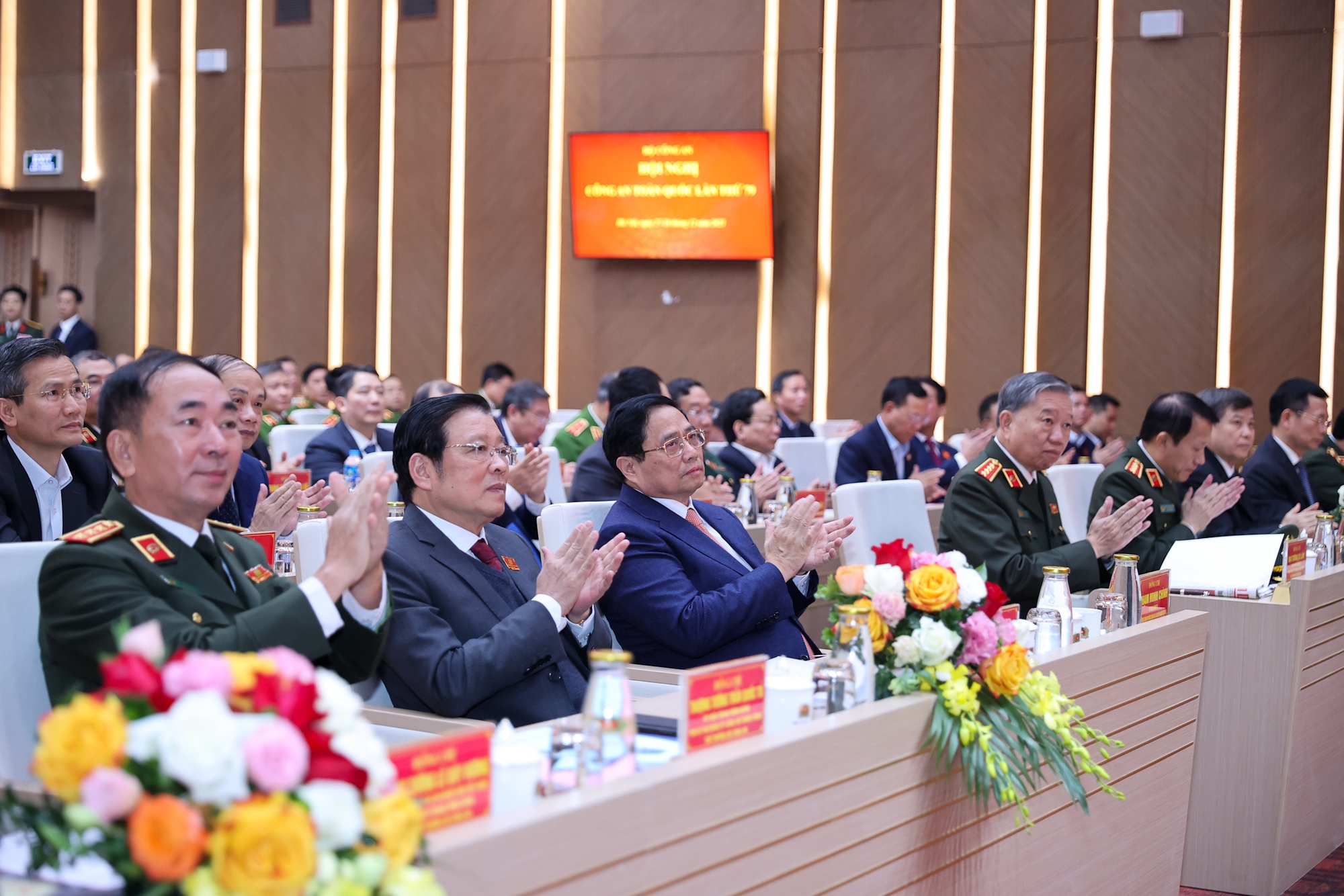 Thủ tướng Chính phủ Phạm Minh Chính cùng các đại biểu dự Hội nghị Công an toàn quốc lần thứ 79 - Ảnh: VGP/Nhật Bắc