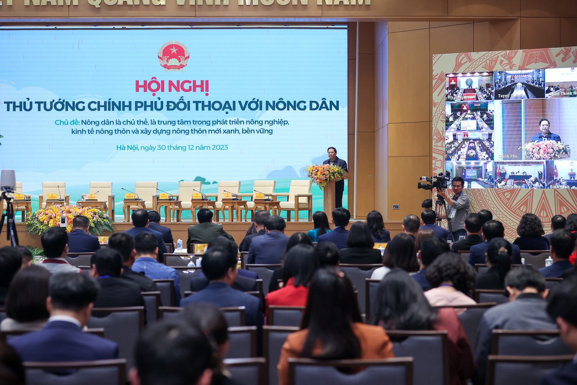 Thủ tướng Phạm Minh Chính nhấn mạnh, cần làm mới những động lực cũ và bổ sung thêm các động lực phát triển mới như kinh tế xanh, kinh tế số, kinh tế tuần hoàn, kinh tế chia sẻ, kinh tế tri thức - Ảnh: VGP/Nhật Bắc