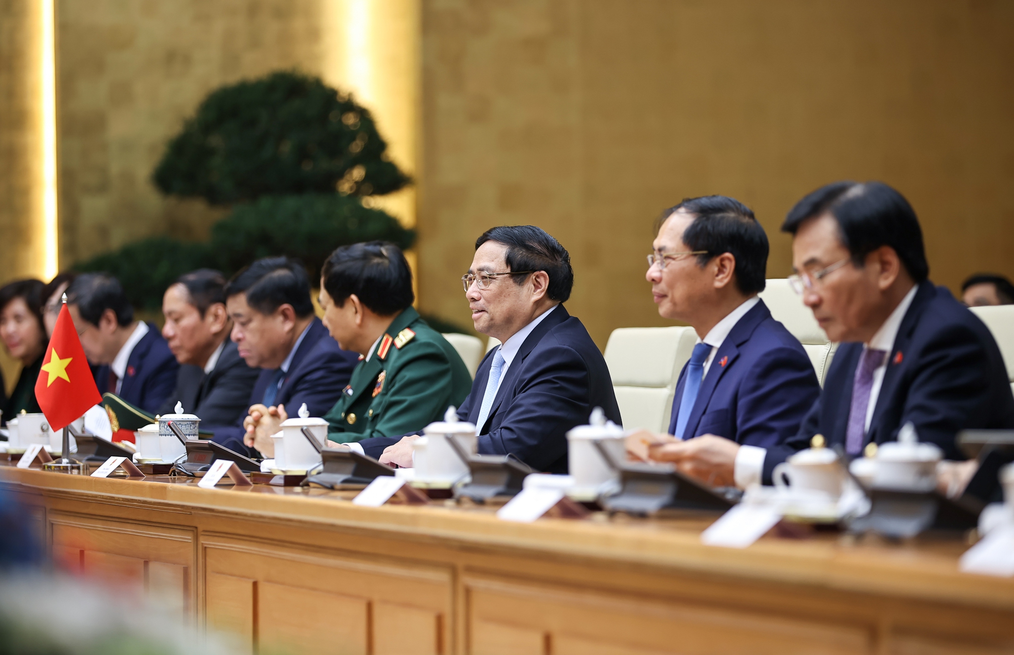 Thủ tướng Phạm Minh Chính khẳng định, Việt Nam luôn coi trọng và dành ưu tiên cao nhất cho mối quan hệ đặc biệt Việt Nam-Lào - Ảnh: VGP/Nhật Bắc