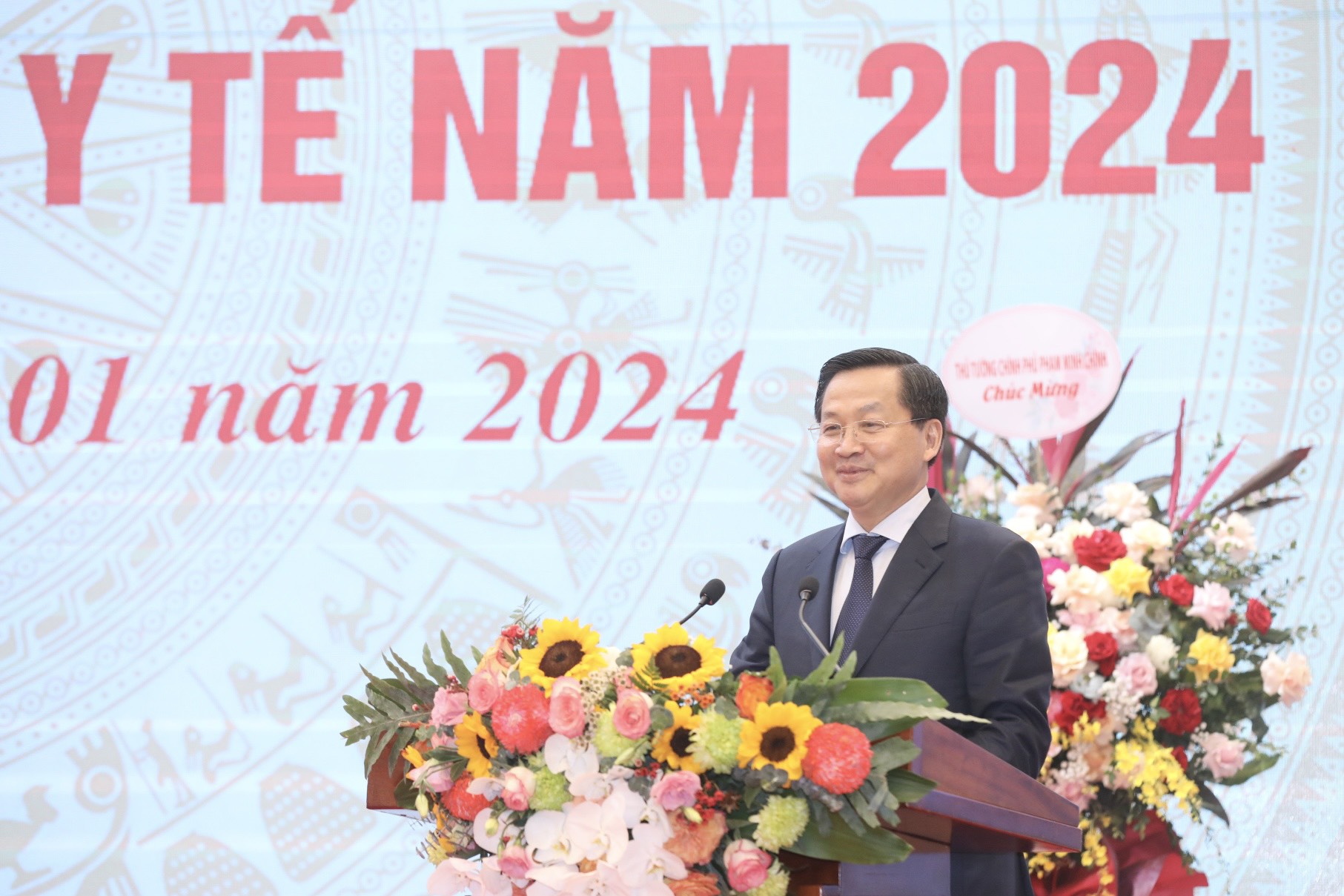 Phó Thủ tướng Lê Minh Khái: Y tế Việt Nam luôn có những biện pháp hữu hiệu để chăm sóc, bảo vệ sức khỏe, tính mạng của nhân dân. Ảnh: VGP
