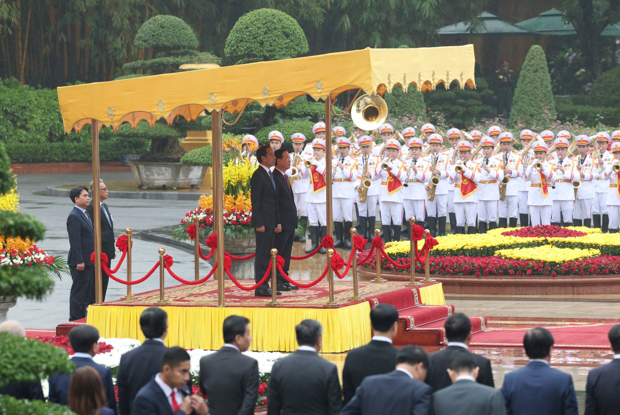 Chủ tịch nước Võ Văn Thưởng chủ trì lễ đón Tổng thống Indonesia - Ảnh: VGP/Nhật Bắc