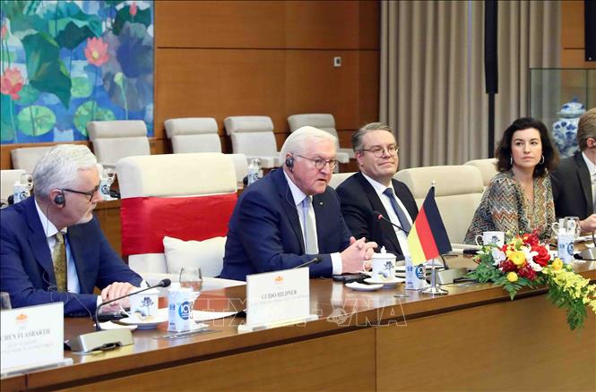 Theo Tổng thống Frank - Walter Steinmeier, để góp phần tăng cường quan hệ kinh tế 2 nước thì việc tháo gỡ các rào cản hành chính là rất quan trọng ở cả hai nước