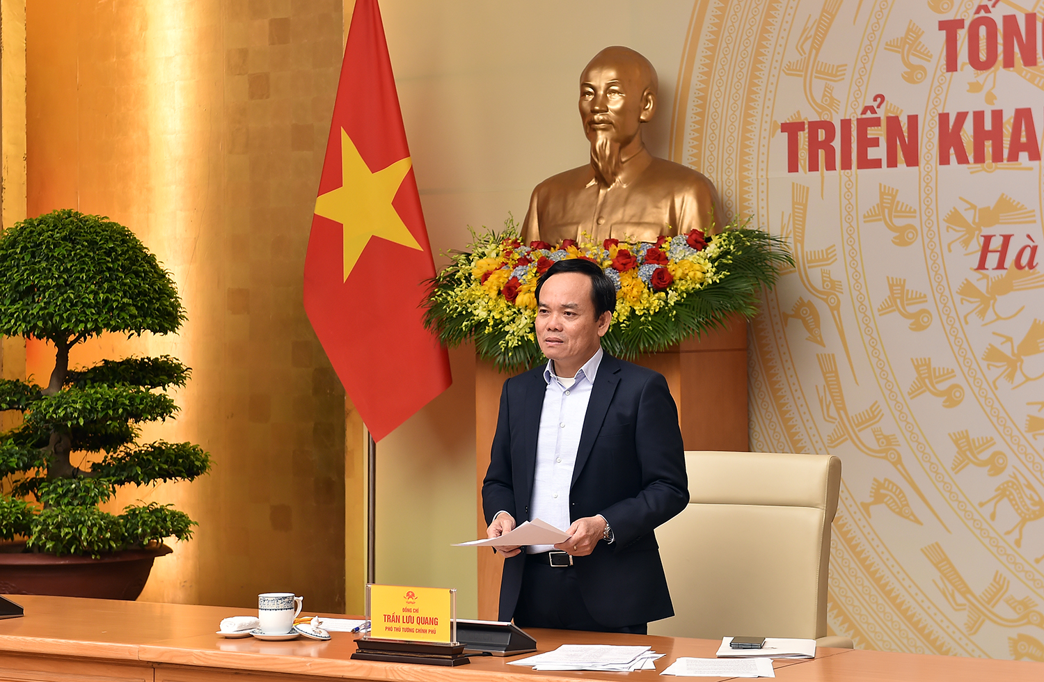 Phó Thủ tướng Chính phủ Trần Lưu Quang phát biểu tại Hội nghị tổng kết công tác năm 2023, triển khai nhiệm vụ trọng tâm năm 2024 của Ủy Ban Quốc gia phòng, chống AIDS, ma túy, mại dâm - Ảnh: VGP/Hải Minh