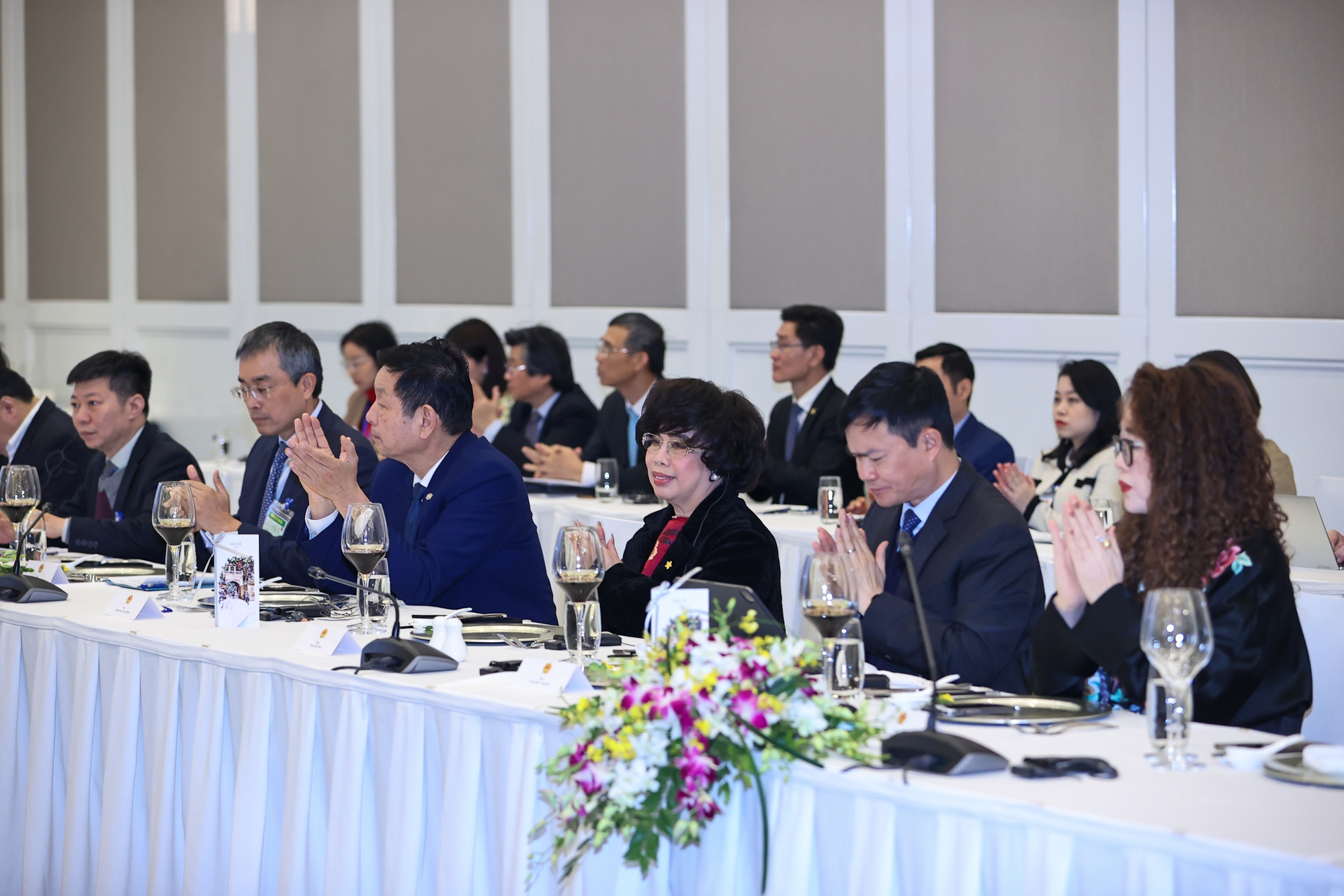 Đại diện các doanh nghiệp tham dự cuộc gặp - Ảnh: VGP/Nhật Băc