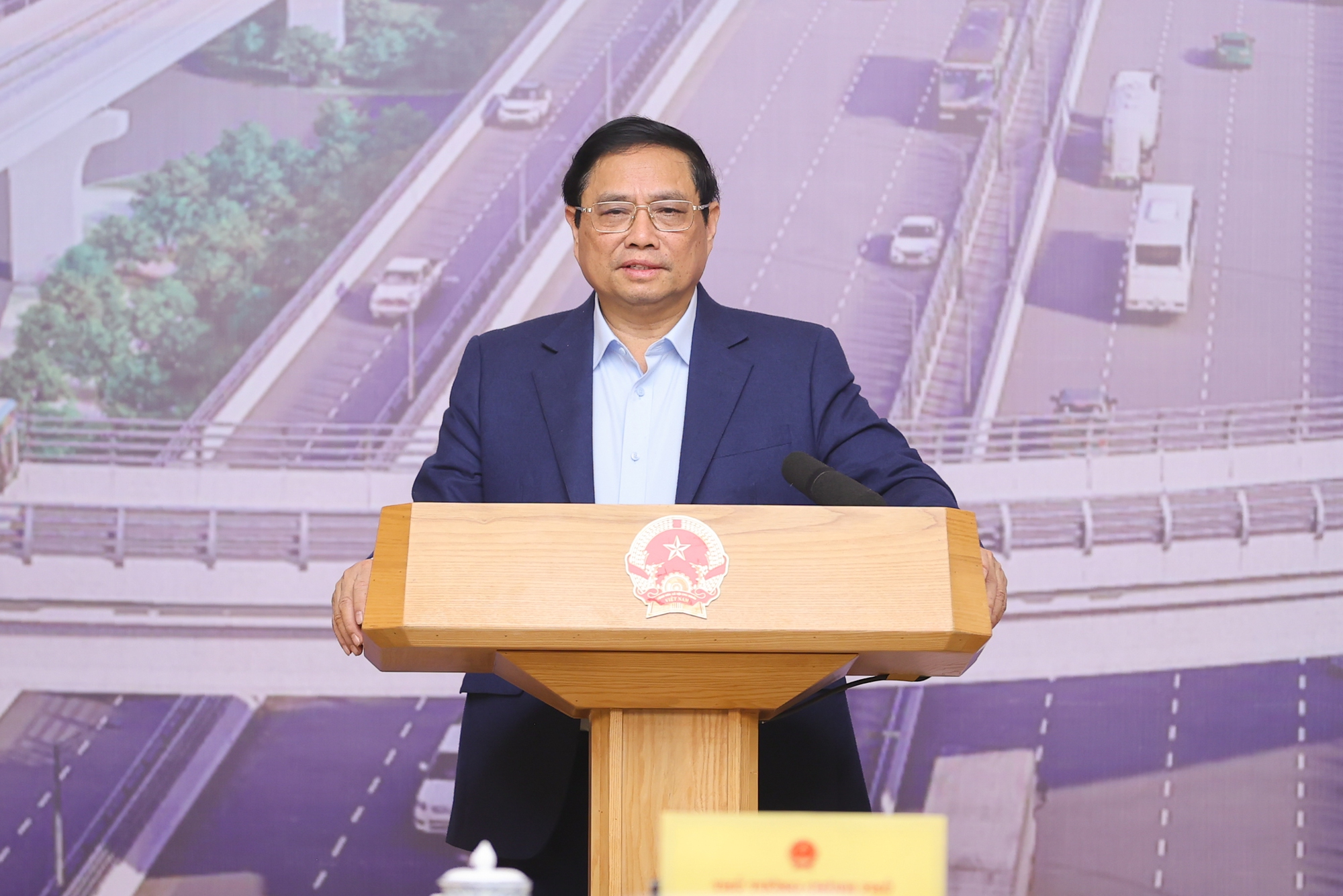 Thủ tướng Phạm Minh Chính phát biểu tại Phiên họp thứ 9 của Ban Chỉ đạo Nhà nước các công trình, dự án quan trọng quốc gia, trọng điểm ngành giao thông vận tải - Ảnh: VGP/Nhật Bắc