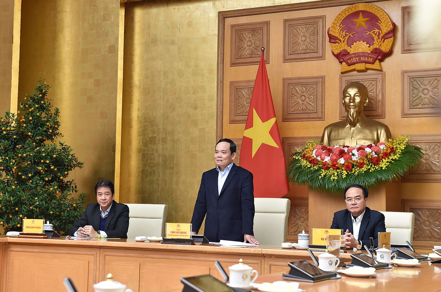 Phó Thủ tướng khẳng định đồng bào Chăm ở Ninh Thuận là một bộ phận không thể tách rời trong khối đại đoàn kết dân tộc - Ảnh: VGP/Hải Minh