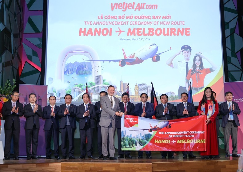 Thủ tướng Phạm Minh Chính dự lễ công bố mở đường bay mới Hà Nội - Melbourne của Hãng hàng không Vietjet (Ảnh: Nhật Bắc).