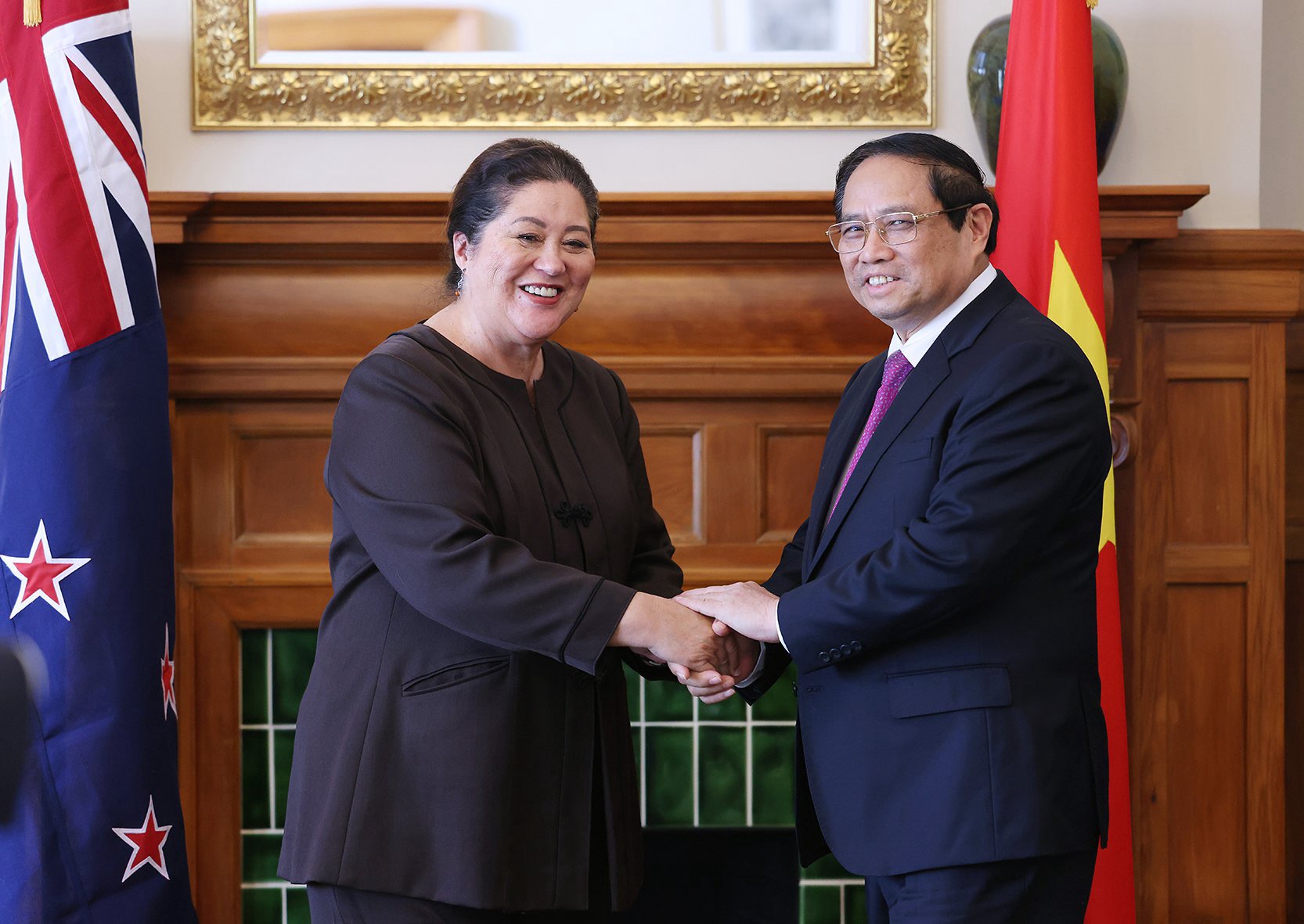 Thủ tướng Phạm Minh Chính và Toàn quyền New Zealand Cindy Kiro - Ảnh: VGP/Nhật Bắc