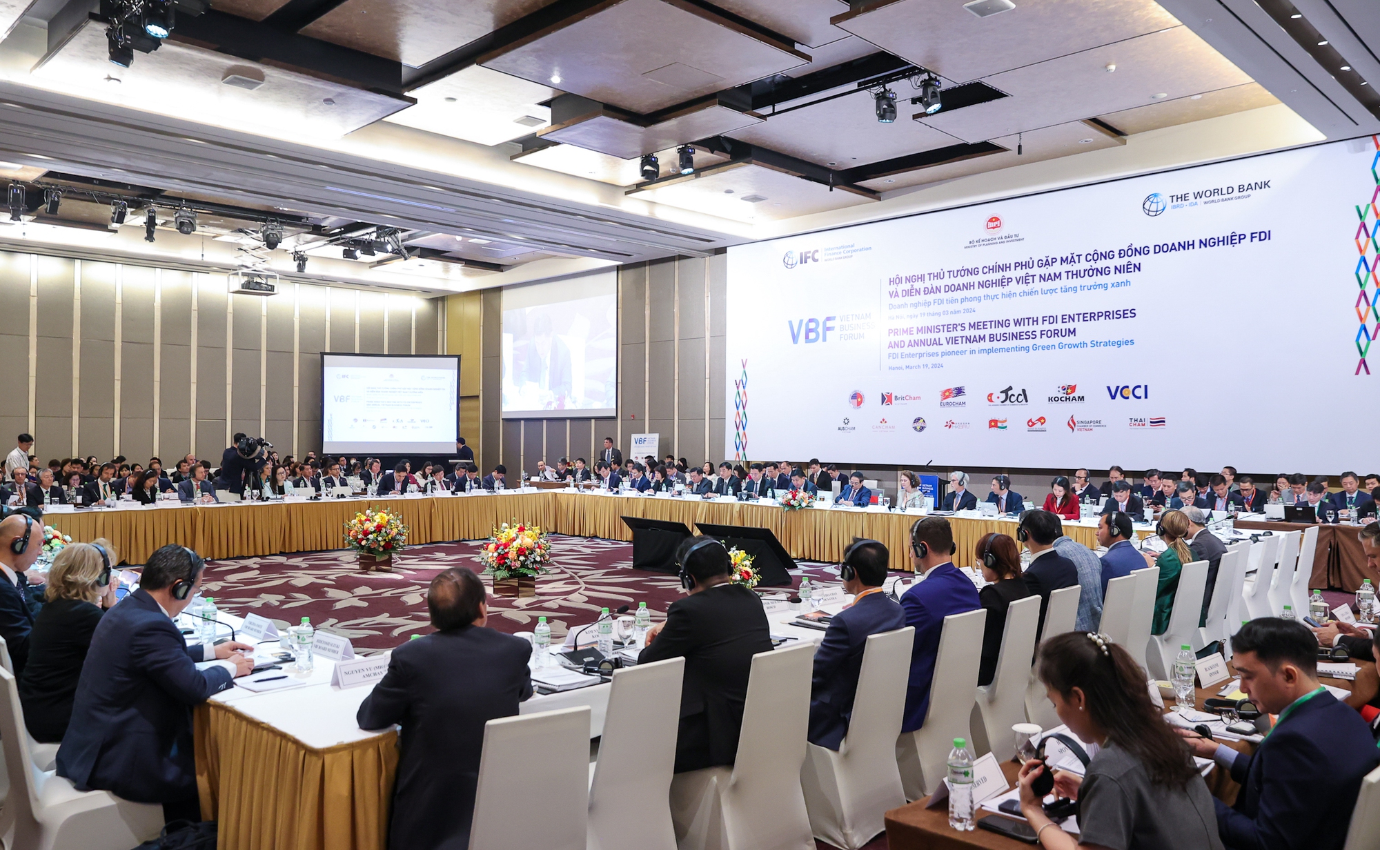 Diễn đàn Doanh nghiệp Việt Nam (VBF) thường niên với chủ đề ""Doanh nghiệp FDI tiên phong thực hiện Chiến lược tăng trưởng xanh" - Ảnh: VGP/Nhật Bắc