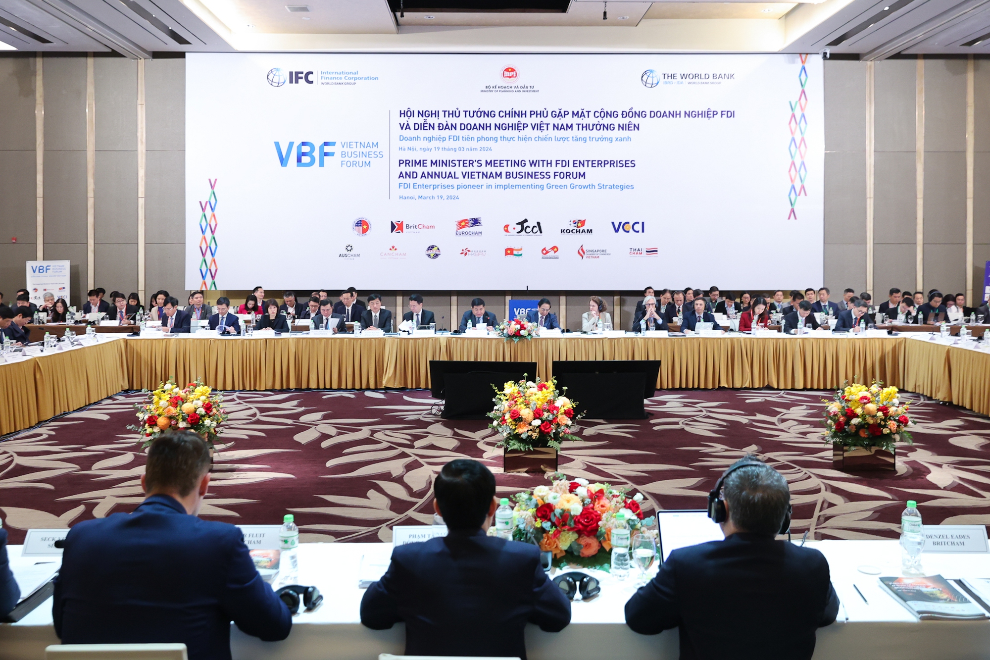 Tại Hội nghị, đại diện Hiệp hội doanh nghiệp các nước tại Việt Nam; các tập đoàn kinh tế đa quốc gia tại Việt Nam khuyến nghị nhằm cải thiện môi trường đầu tư kinh doanh tại Việt Nam - Ảnh: VGP/Nhật Bắc
