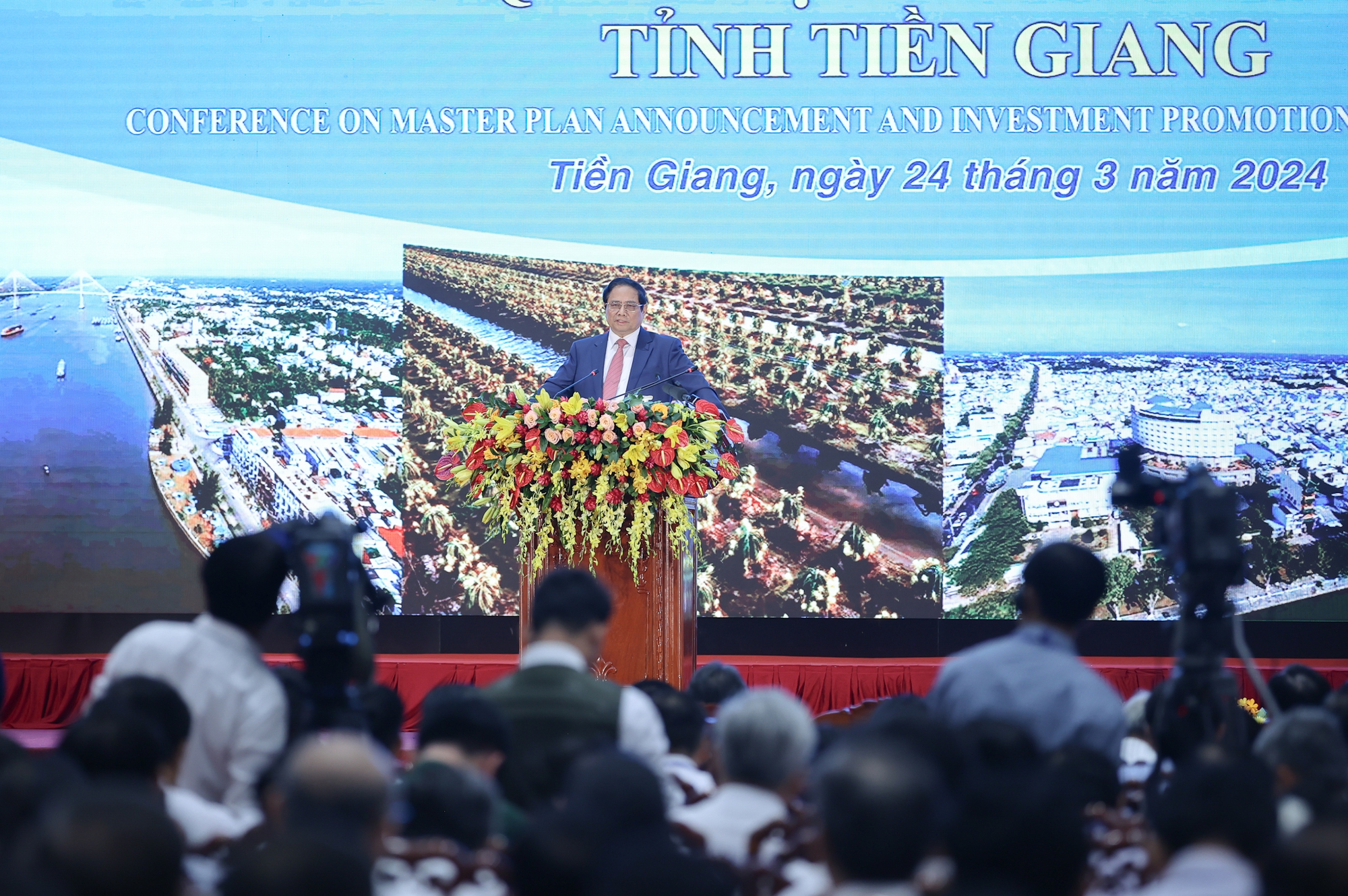 Theo Thủ tướng, nhiệm vụ trọng tâm, trung tâm trong thực hiện Quy hoạch tỉnh Tiền Giang là huy động và sử dụng hiệu quả mọi nguồn lực hợp pháp để thúc đẩy các động lực tăng trưởng truyền thống và đột phá vào các động lực tăng trưởng mới - Ảnh: VGP/Nhật Bắc