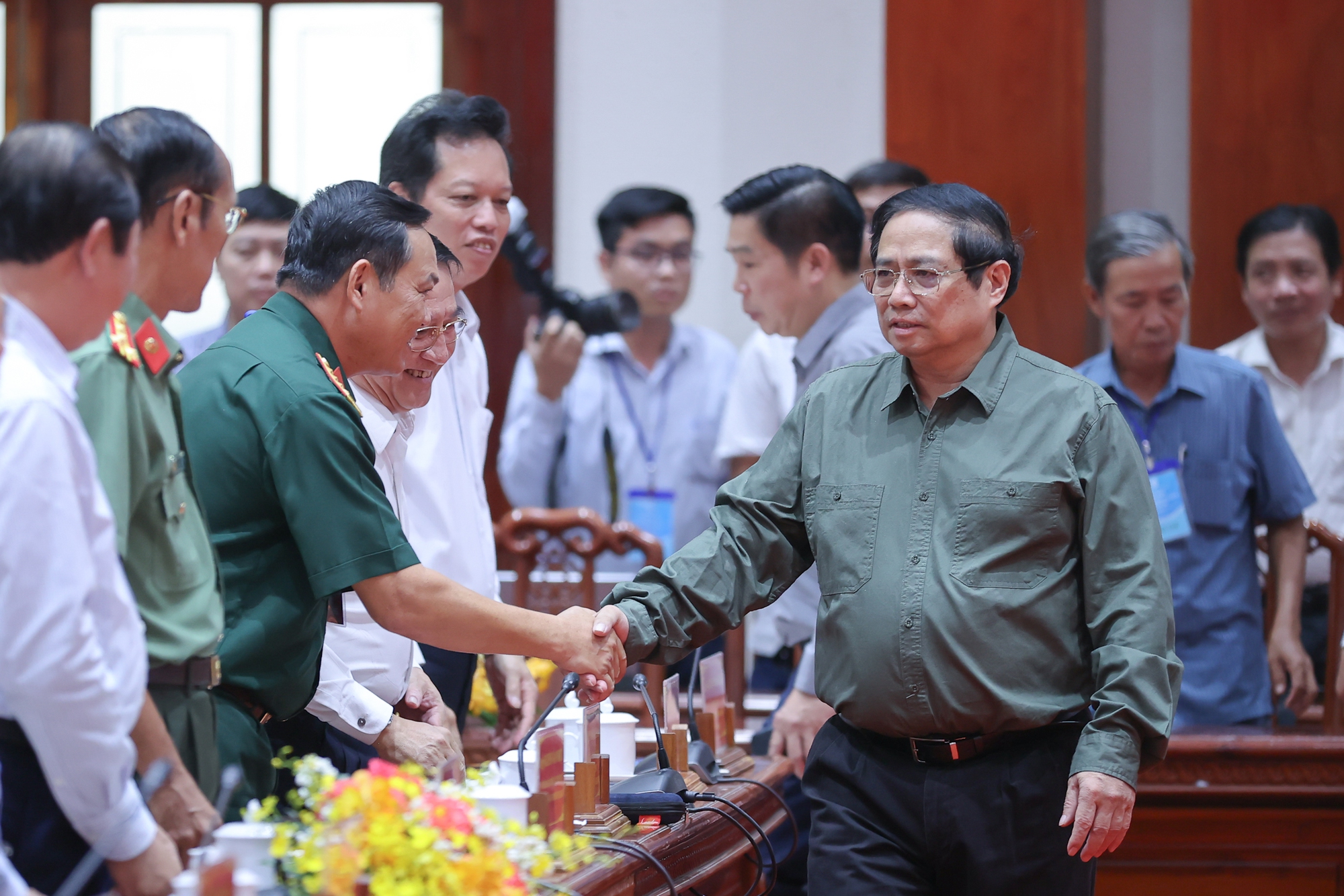 Thủ tướng Phạm Minh Chính làm việc với Ban Thường vụ Tỉnh ủy Tiền Giang - Ảnh: VGP/Nhật Bắc