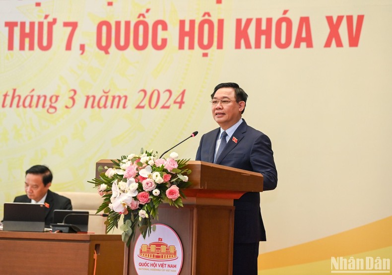 Chủ tịch Quốc hội Vương Đình Huệ phát biểu khai mạc hội nghị. (Ảnh: DUY LINH)