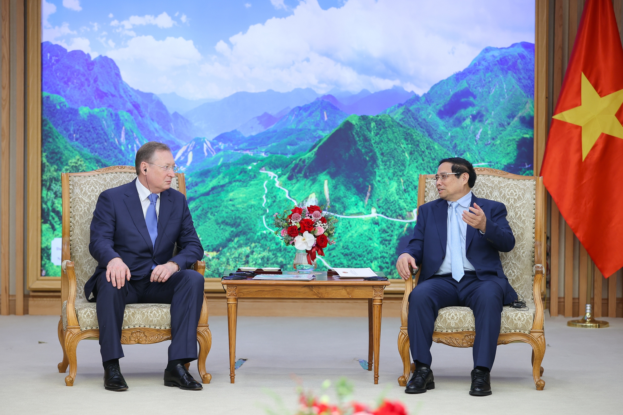 Thủ tướng Phạm Minh Chính: Chính phủ Việt Nam luôn tạo điều kiện thuận lợi để hai bên có thể triển khai hợp tác cùng có lợi trong lĩnh vực dầu khí và năng lượng - Ảnh: VGP/Nhật Bắc