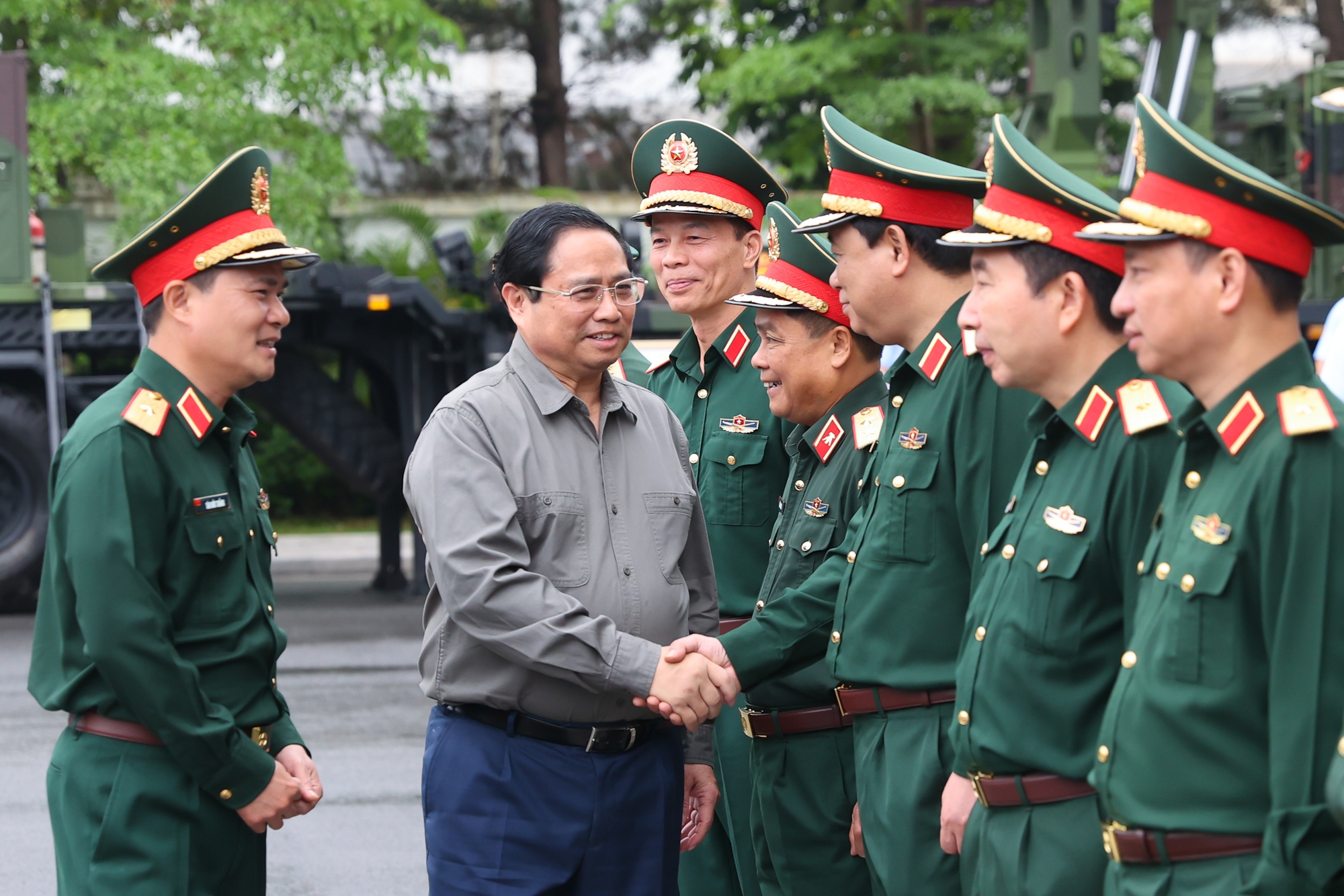 Thủ tướng Phạm Minh Chính làm việc với Tập đoàn Công nghiệp - Viễn thông Quân đội (Viettel) - Ảnh: VGP/Nhật Bắc