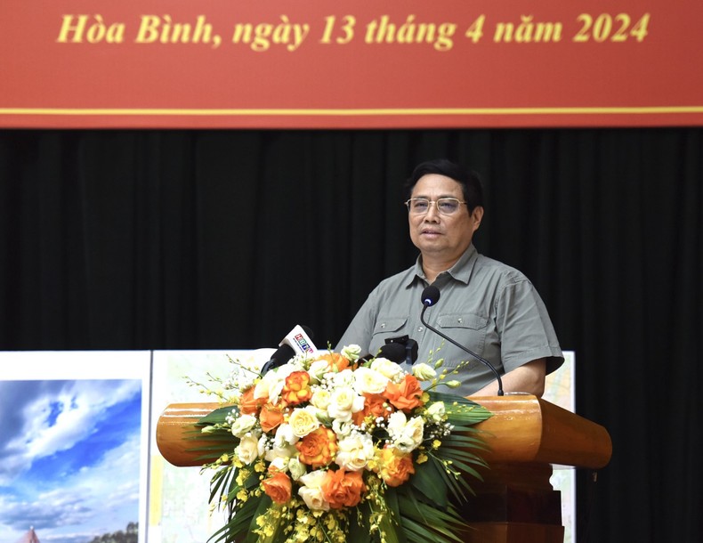Thủ tướng Phạm Minh Chính phát biểu ý kiến kết luận tại buổi làm việc.