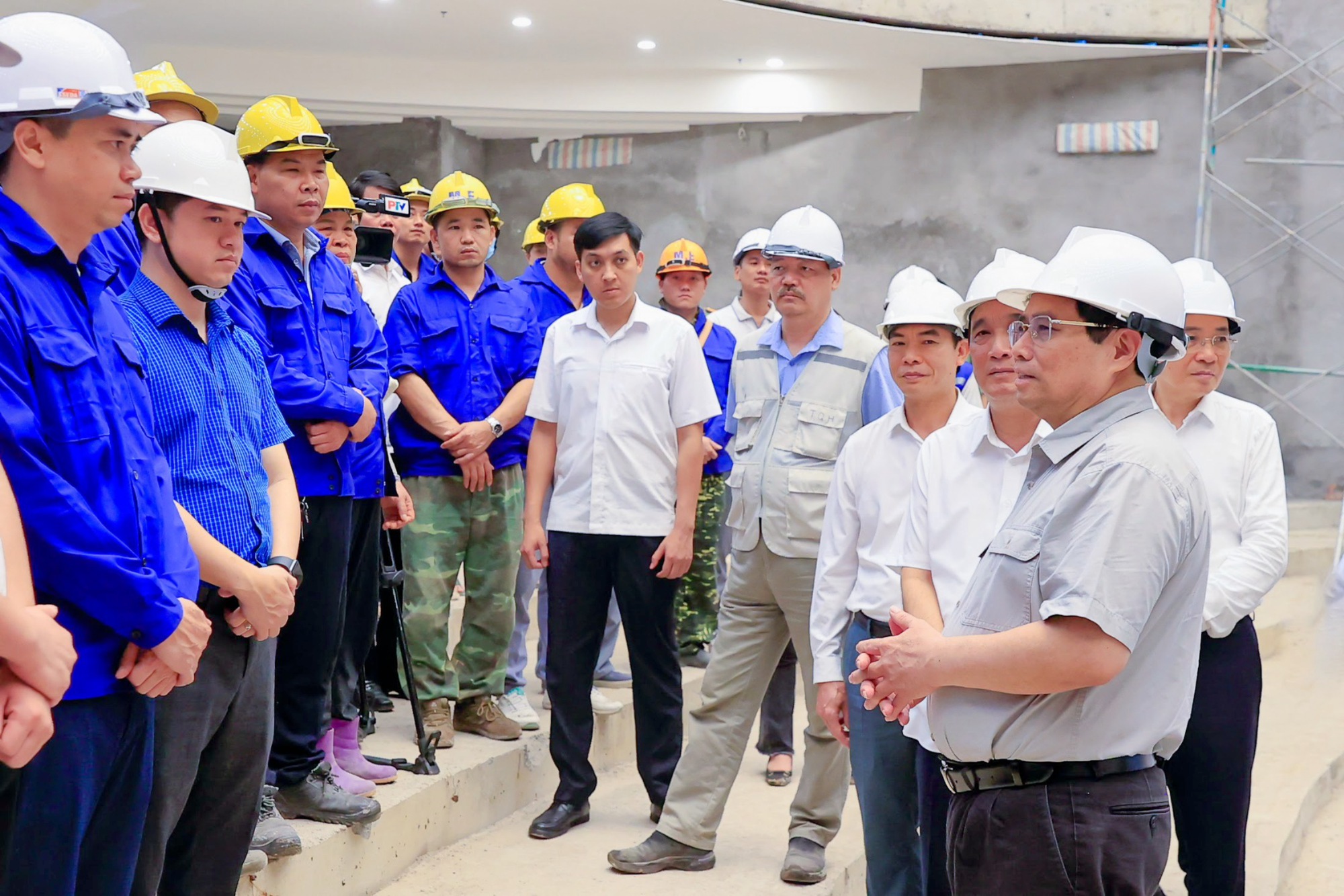 Thủ tướng yêu cầu bảo đảm chất lượng, kỹ thuật, mỹ thuật, an toàn lao động, vệ sinh môi trường công trình dự án nhà văn hóa nghệ thuật tỉnh Phú Thọ - Ảnh: VGP/Nhật Bắc