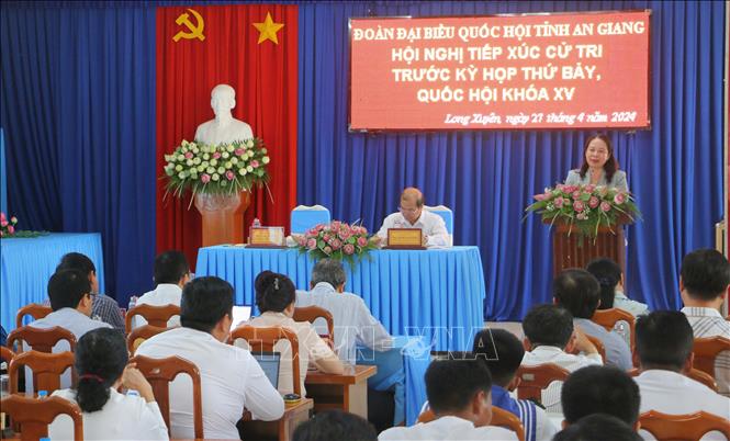Quyền Chủ tịch nước Võ Thị Ánh Xuân trả lời các ý kiến của cử tri thành phố Long Xuyên, tỉnh An Giang