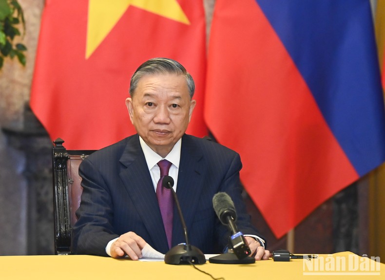 Chủ tịch nước Tô Lâm phát biểu tại buổi họp báo chung với các cơ quan thông tấn, báo chí trong và ngoài nước