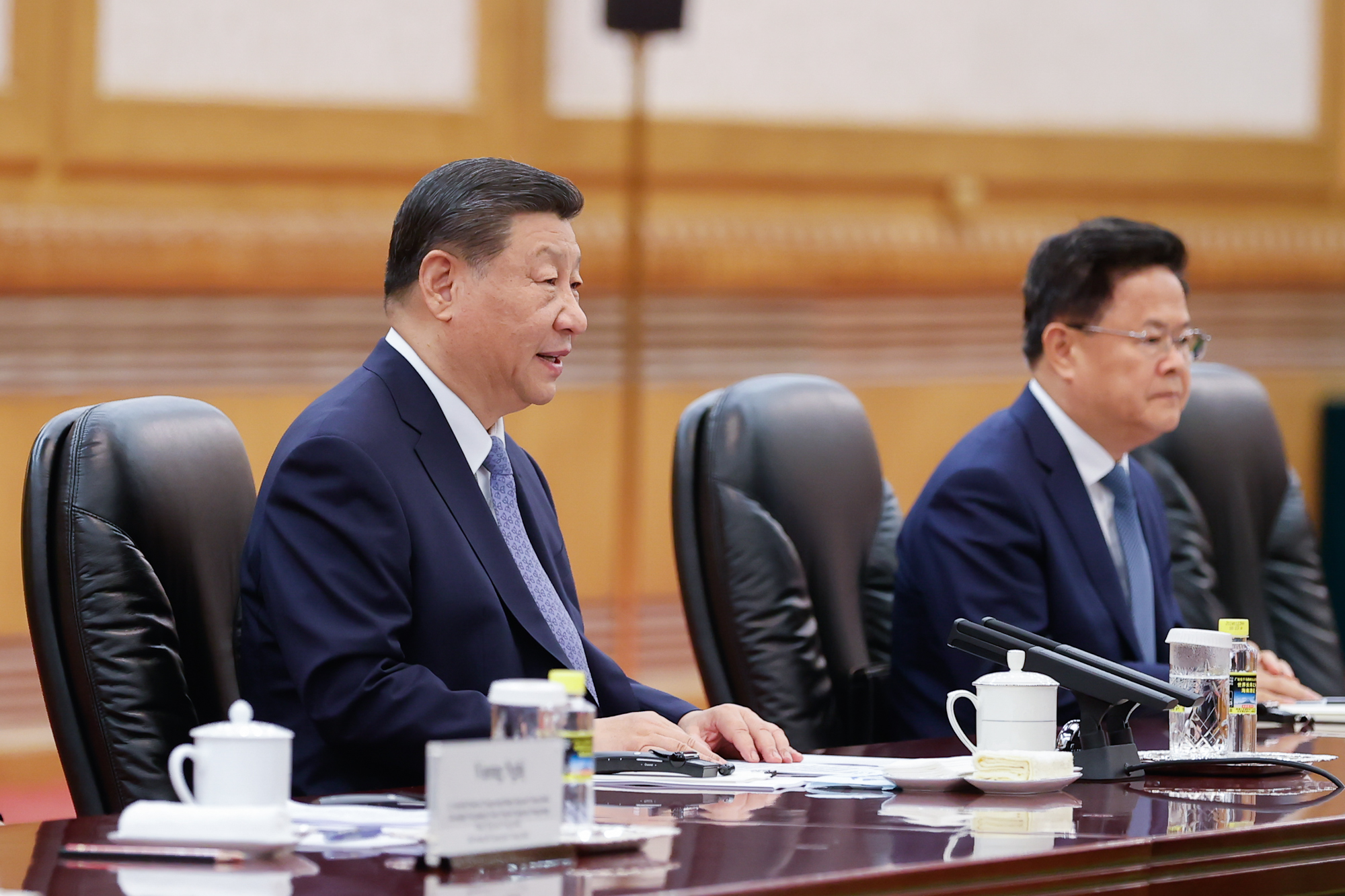 Tổng Bí thư, Chủ tịch Tập Cận Bình khẳng định Trung Quốc coi trọng cao độ và luôn coi quan hệ với Việt Nam là hướng ưu tiên trong tổng thể chính sách ngoại giao láng giềng - Ảnh: VGP/Nhật Bắc