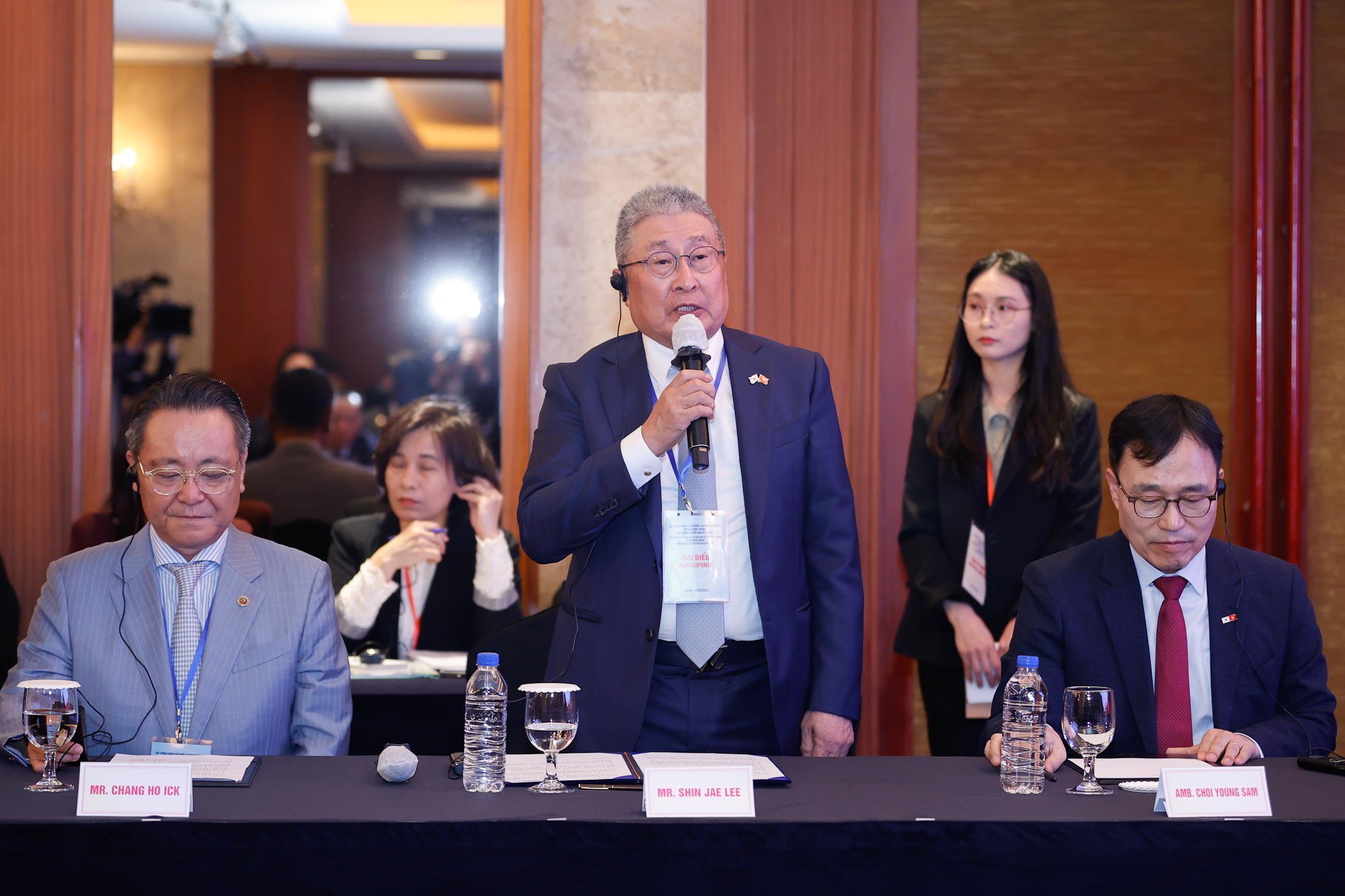 Chủ tịch Hội Hữu nghị Hàn Quốc-Việt Nam phát biểu tại cuộc gặp - Ảnh: VGP/Nhật Bắc
