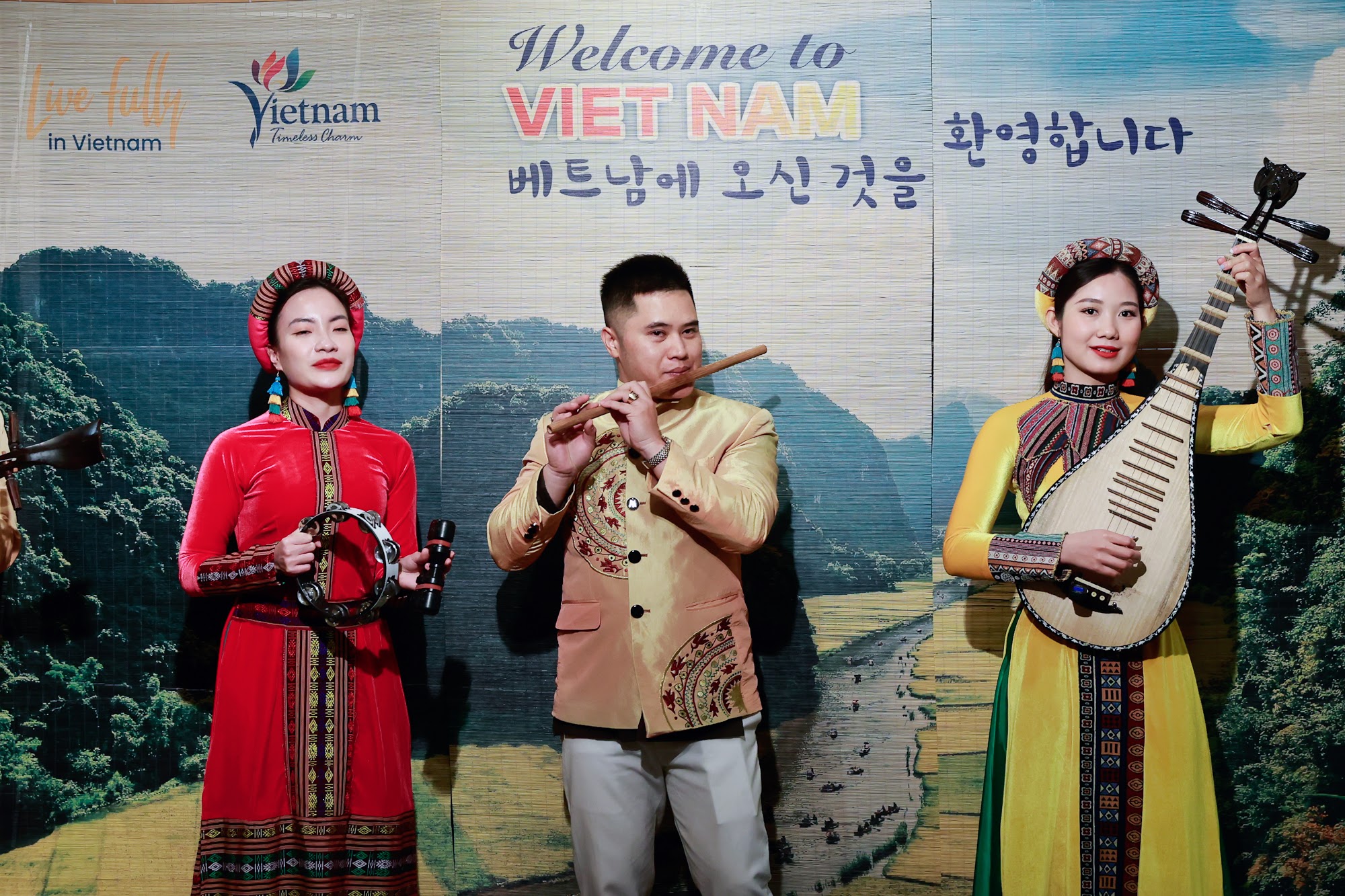 Một tiết mục biểu diễn tại Diễn đàn xúc tiến du lịch và hợp tác văn hóa Việt Nam-Hàn Quốc - Ảnh: VGP/Nhật Bắc