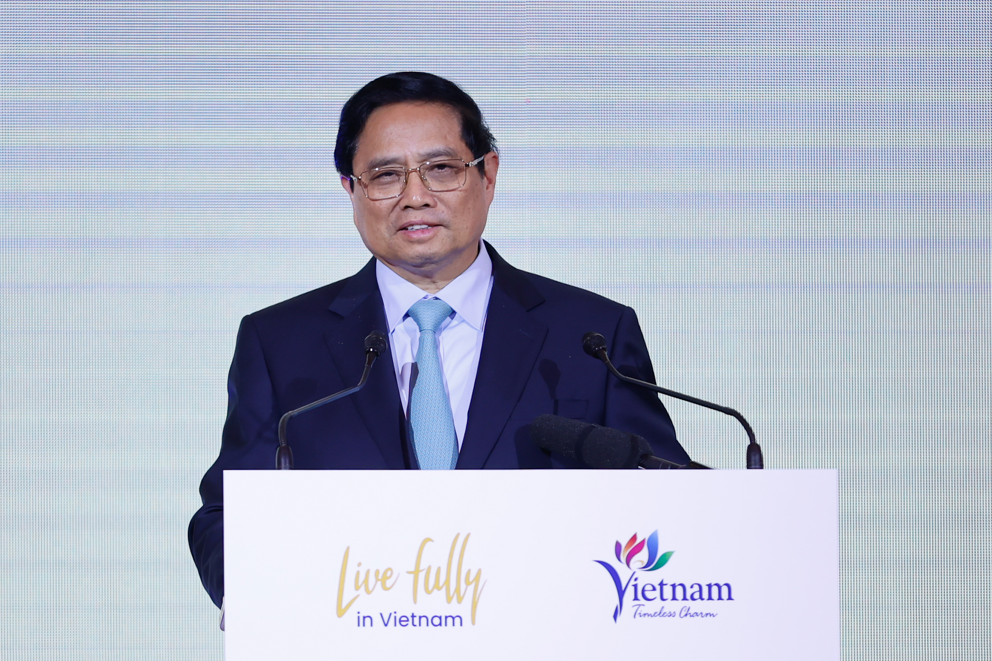 Thủ tướng mong rằng, hai bên sẽ cùng nhau đưa ra những chương trình hợp tác, dự án cụ thể, thiết thực, đưa du lịch Việt Nam và Hàn Quốc lên một tầm cao mới - Ảnh: VGP/Nhật Bắc
