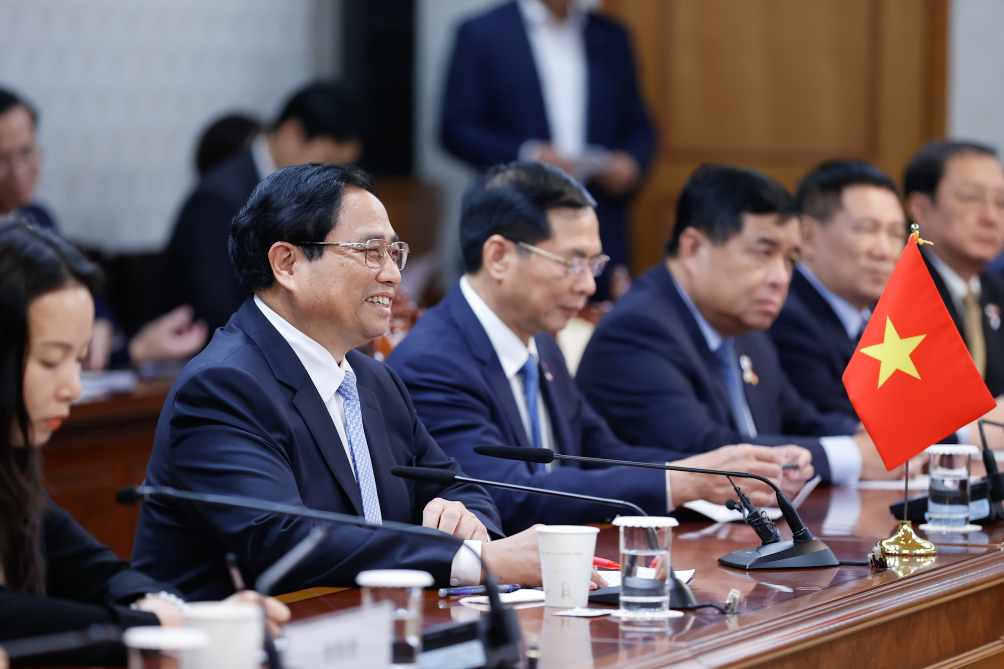 Thủ tướng Phạm Minh Chính bày tỏ vui mừng về những thành tựu phát triển vượt bậc làm nên ""Kỳ tích sông Hàn" của đất nước và Nhân dân Hàn Quốc - Ảnh: VGP/Nhật Bắc