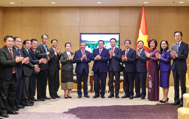 Góp phần giữ gìn và vun đắp quan hệ đoàn kết – hữu nghị Lào – Việt Nam mãi mãi xanh tươi, đời đời bền vững - Ảnh 3.