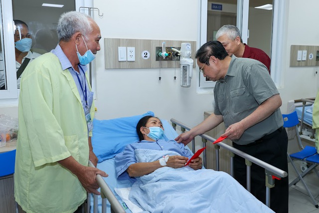 Thủ tướng: Nghiên cứu nhân rộng mô hình bệnh viện hợp tác công - tư thành công ở Bình Định - Ảnh 3.