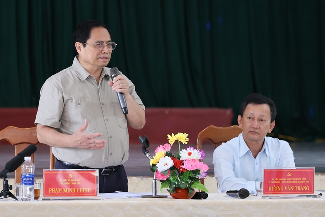 Thủ tướng thăm trường dân tộc nội trú tại huyện nghèo của Kon Tum - Ảnh 5.