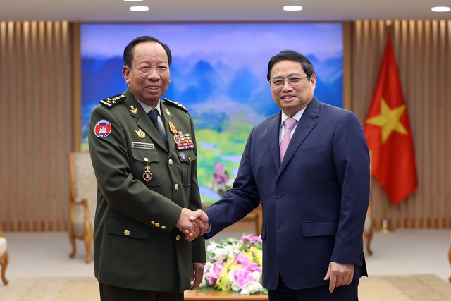 Hợp tác quốc phòng là trụ cột quan trọng trong quan hệ Việt Nam-Campuchia - Ảnh 1.